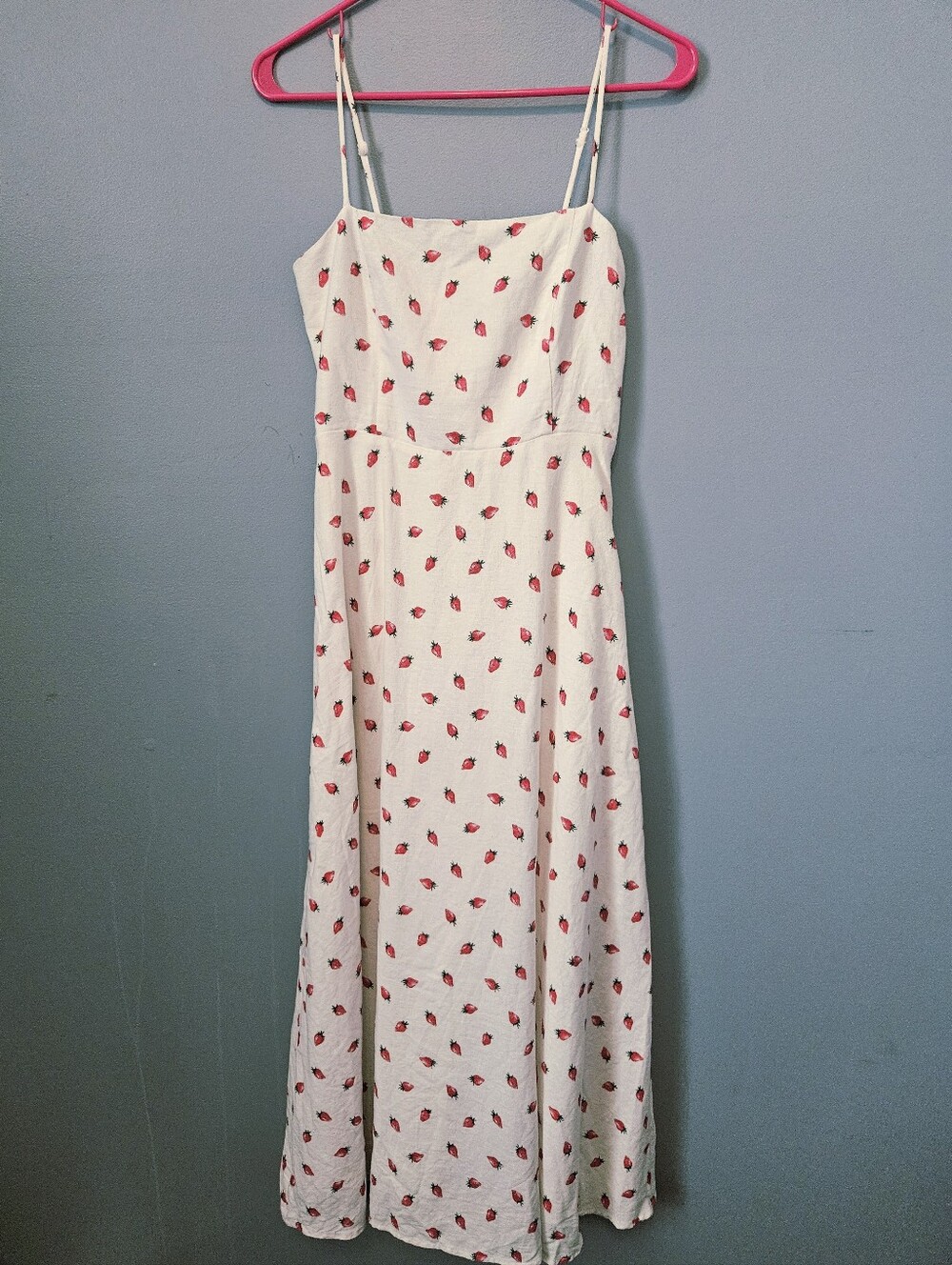 Wayf Strawberry Print Spaghetti Strap Linen Blend MIDI Dress Size Small S